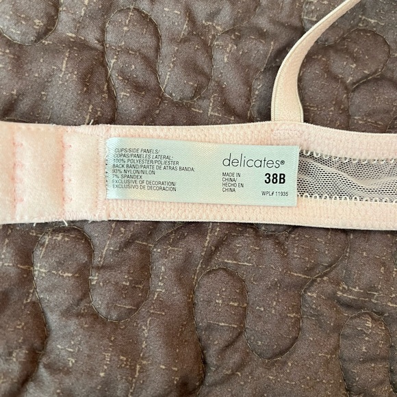 NWOT Size 38B Delicates Pink Bra - Picture 3 of 3